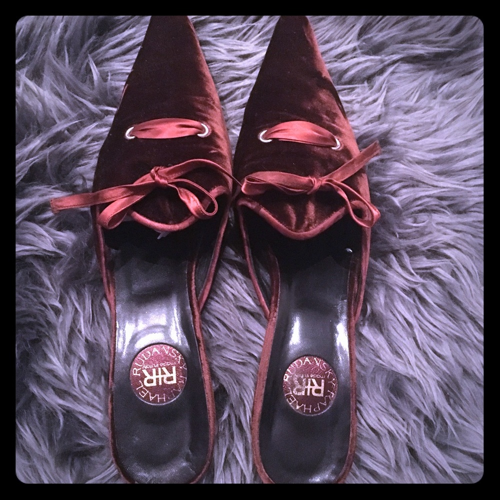 Raphael Rudansky burgundy velvet mules - size 10